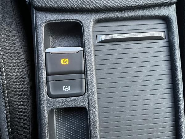 Skoda Octavia Combi Selection 1.5 TSI ACT Einparkhilfe