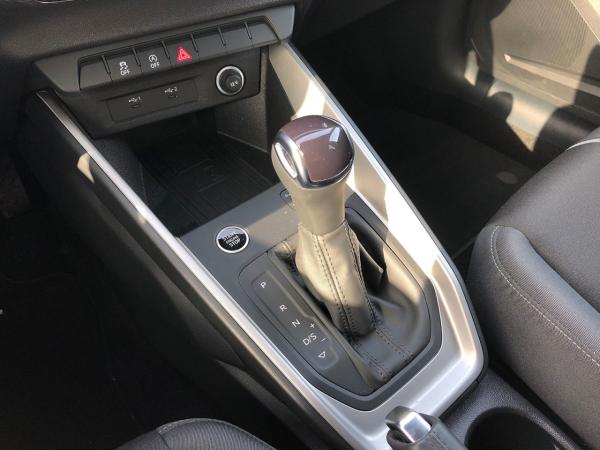 Audi A1 Sportback Advanced 30TFSI NAVI+LED+SITZHZG.