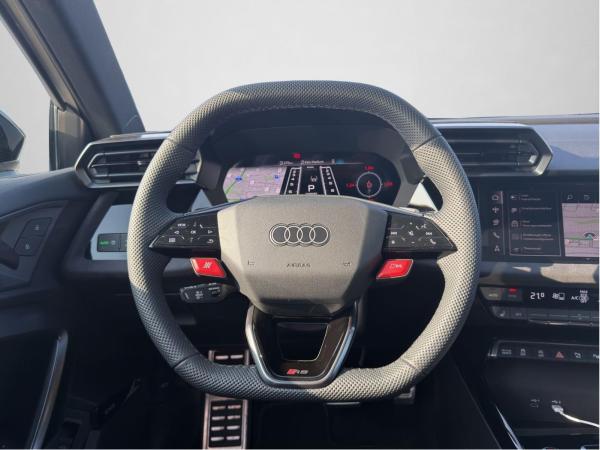 Audi RS3 Sportback | 5 Zylinder Power pur