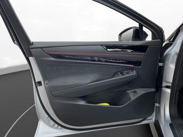 Volkswagen ID.7 Tourer GTX 4M AHK Pano Matrix LM 20" 360° ACC Navi