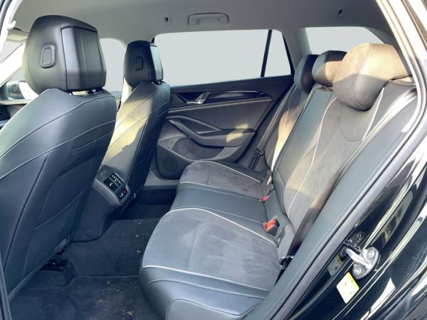 Volkswagen Passat Variant BUSINESS 1.5 TSI eHybrid SOH:100% NAVI AHK PDC LED SHZ