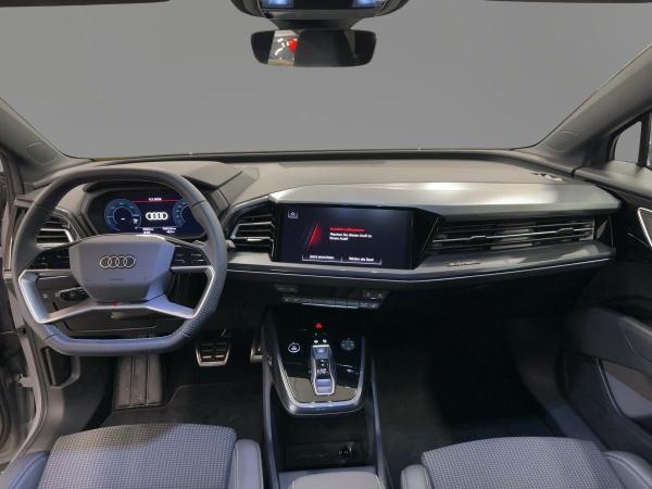 Audi Q4 e-tron Q4 45 e-tron S LINE/WÄRMEPUMPE/LM21/MATRIX/AHK