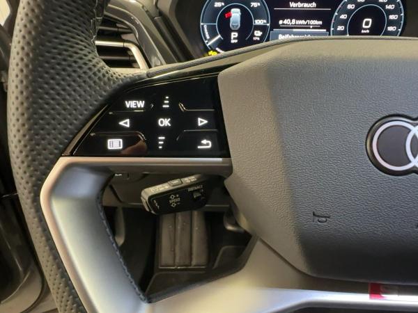 Audi Q4 e-tron Q4 45 e-tron S LINE/WÄRMEPUMPE/LM21/MATRIX/AHK