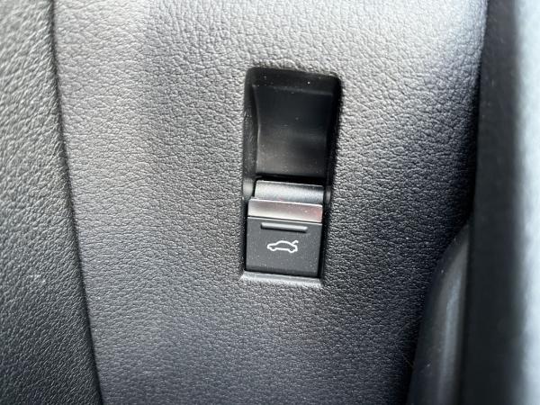 Audi Q8 e-tron 55 MATRIX NAVI REMOTE PARK SITZBELÜFT.