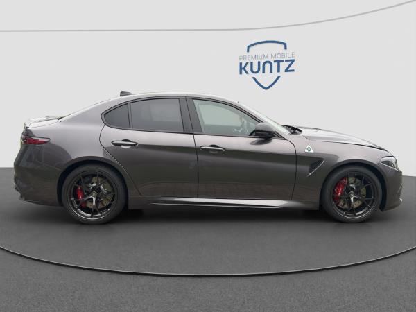 Alfa Romeo Giulia Quadrifoglio 2.9 V6 SOFORT VERFÜGBAR!