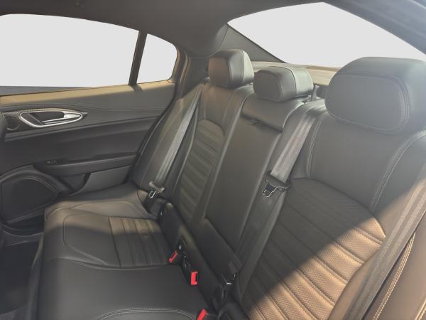 Alfa Romeo Giulia Quadrifoglio 2.9 V6 SOFORT VERFÜGBAR!