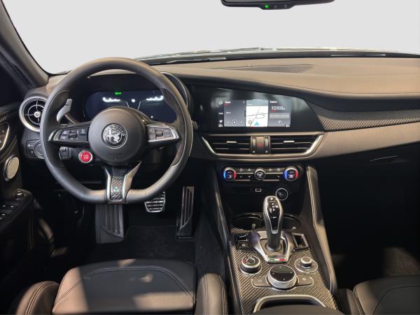 Alfa Romeo Giulia Quadrifoglio 2.9 V6 SOFORT VERFÜGBAR!