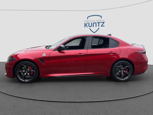Alfa Romeo Giulia Quadrifoglio 2.9 V6 CARBON AKRAPOVIC