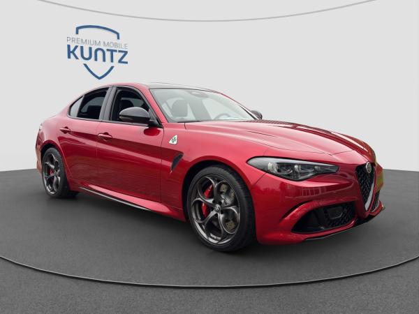 Alfa Romeo Giulia Quadrifoglio 2.9 V6 CARBON AKRAPOVIC