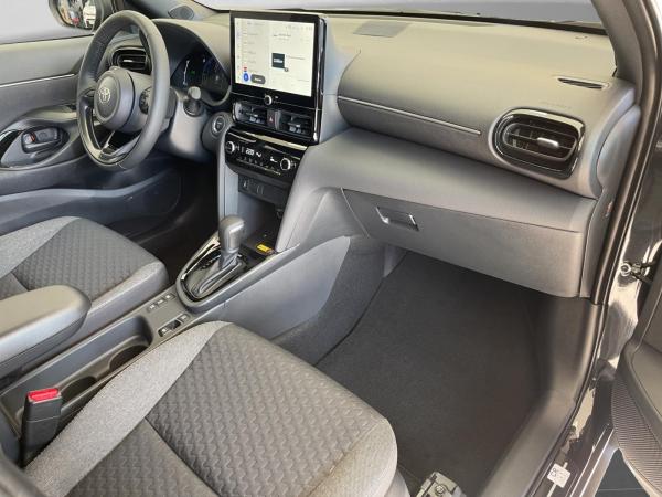 Toyota Yaris Cross Teamplayer 2026 130PS Hybrid🚀​🚀 inkl. Winter und Safety-Paket *Engelbart-Deal*