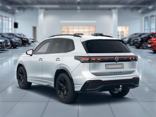 Volkswagen Tiguan R-Line 1,5 eHybrid OPF (177/115 PS) DSG*AHK*WINTERRÄDER*NAVI*