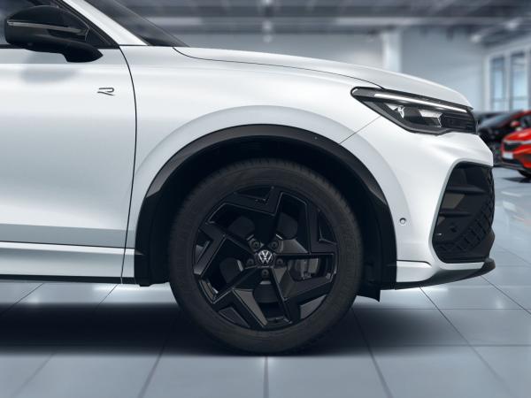 Volkswagen Tiguan R-Line 1,5 eHybrid OPF (177/115 PS) DSG*AHK*WINTERRÄDER*NAVI*