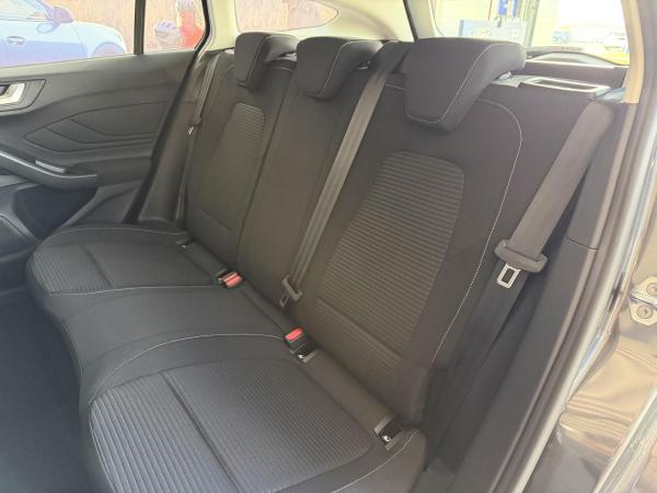 Ford Focus Turnier Titanium Edition Fahrerassistenzpaket