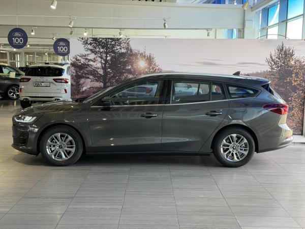 Ford Focus Turnier Titanium Edition Fahrerassistenzpaket