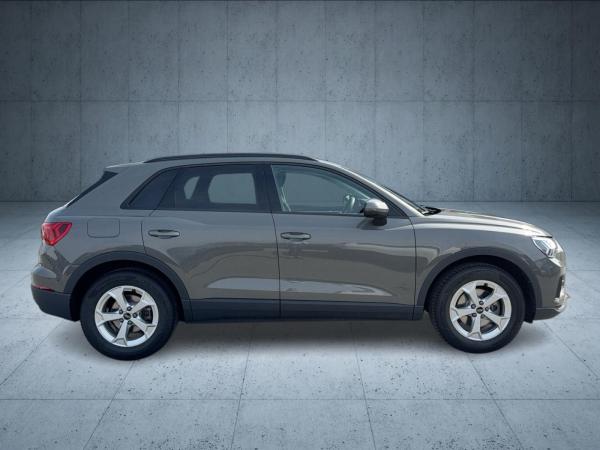 Audi Q3 SUV 35 TFSI S tronic Matrix 2xKlima ACC Kam.
