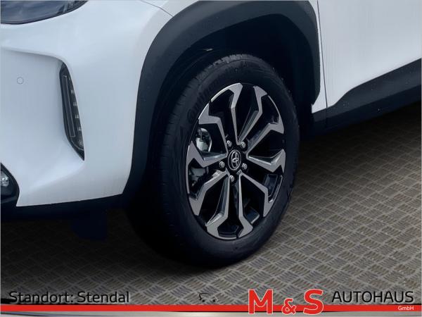Toyota Yaris Cross 1.5 Hybrid 4x2 Teamplayer mit Winter- u. SafetyPaket