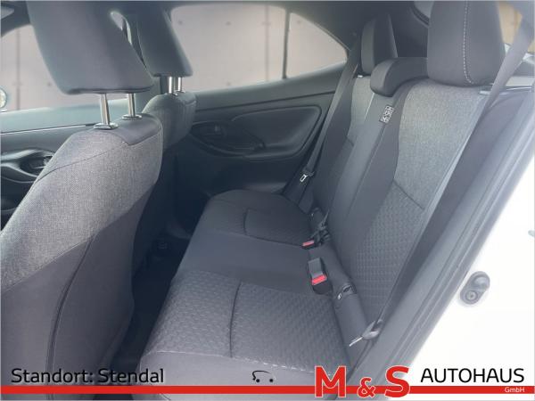 Toyota Yaris Cross 1.5 Hybrid 4x2 Teamplayer mit Winter- u. SafetyPaket