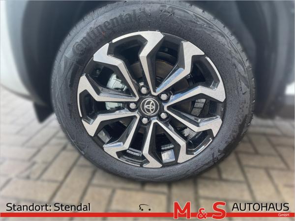 Toyota Yaris Cross 1.5 Hybrid 4x2 Teamplayer mit Winter- u. SafetyPaket