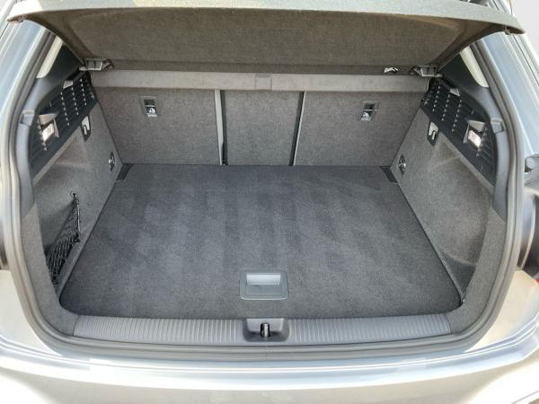 Audi Q2 35 TFSI Advanced S tronic MATRIX AHK ACC KAM