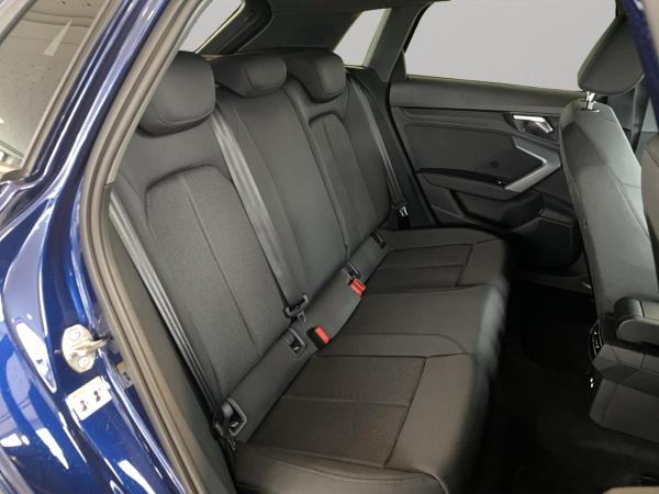 Audi A3 Sportback 30 TFSI S tronic (Garantie 05/2030.Navi.SHZ.Kamera.DAB.GRA)