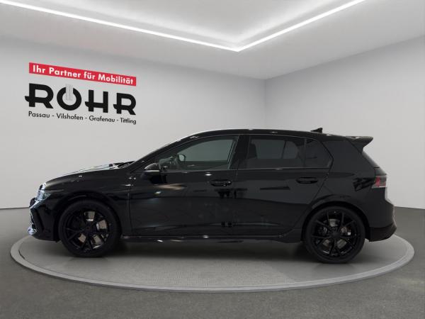 Volkswagen Golf VIII R Black Edition (Kamera.HarmanKardon.Navi) 2.0l TSI DSG 4M