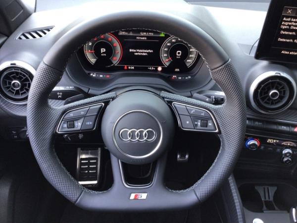 Audi Q2 S line 35 TFSI S tronic