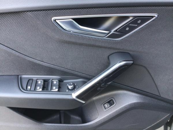 Audi Q2 S line 35 TFSI S tronic