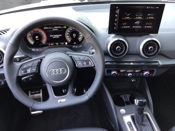Audi Q2 S line 35 TFSI S tronic