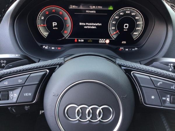 Audi Q2 S line 35 TFSI S tronic