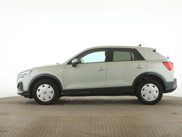 Audi Q2 35 TDI advanced AHK+Matrix+RFK+MMI-Plus