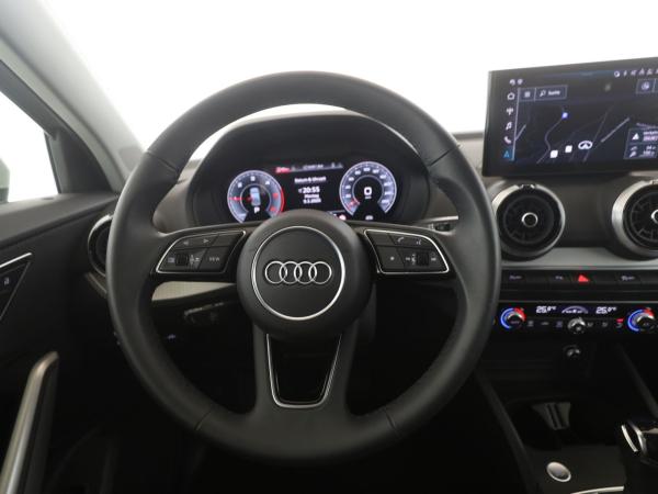 Audi Q2 35 TDI advanced AHK+Matrix+RFK+MMI-Plus