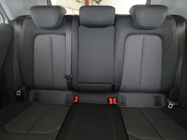 Audi Q2 35 TDI advanced AHK+Matrix+RFK+MMI-Plus