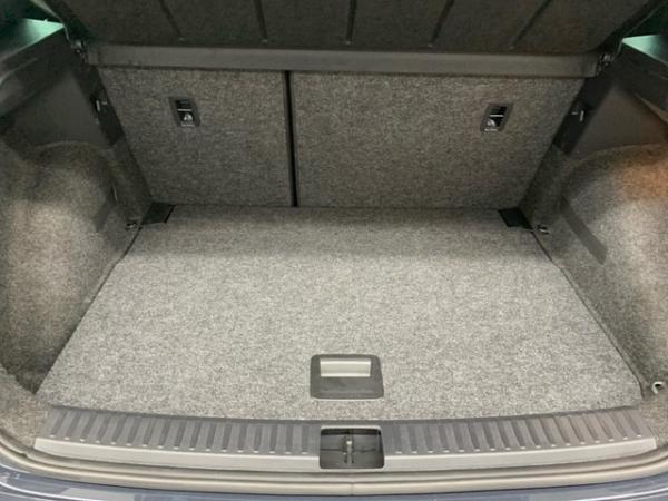 Seat Arona Xperience 1.0 TSI 85kW DSG -LED Vision Plus Navi SHZ ACC GJR MFL LM Kamera App-Connect