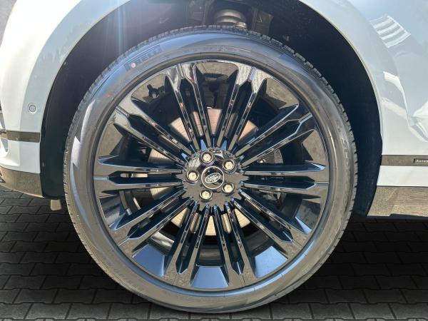 Land Rover Range Rover Velar Autobiography