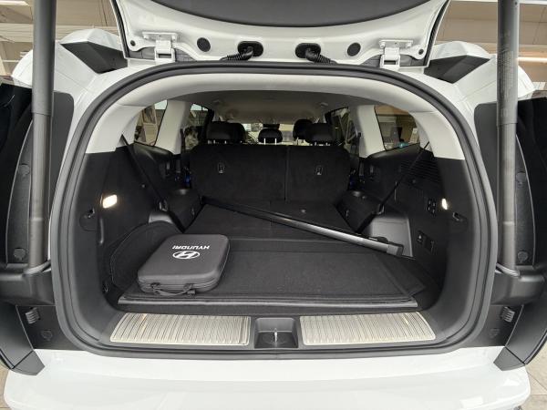 Hyundai IONIQ 9 7Sitzer (MY26) 110 kWh (307 PS) 4WD UNIQ * sofort verfügbar *