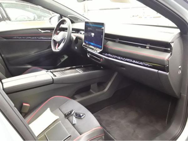 Volkswagen ID.7 Tourer GTX - Interieur und Exterieur Plus Paket