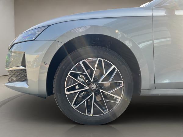 Skoda Octavia Combi 2.0 TDI DSG Balance ACC AHK Nav HUD