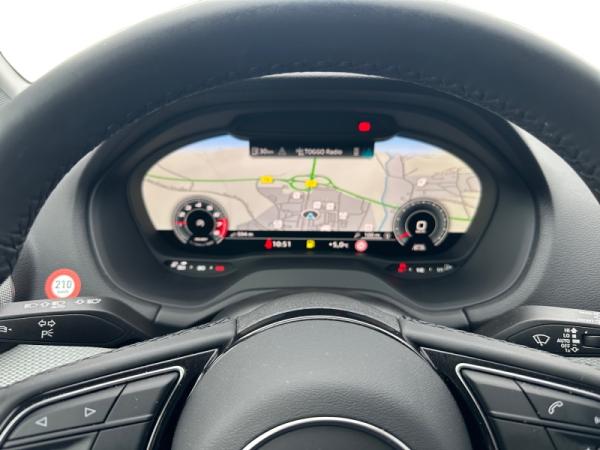 Audi Q2 (GAG)