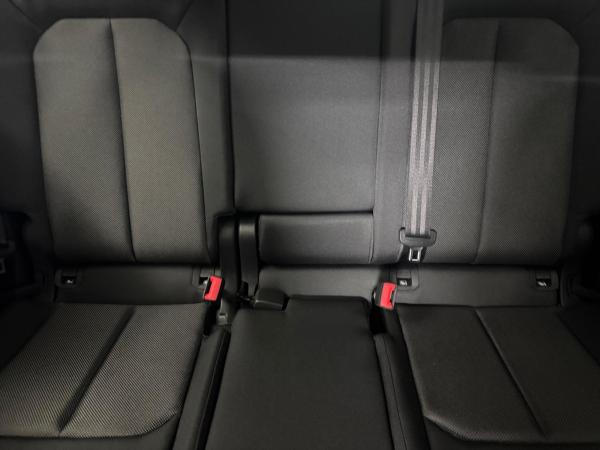 Audi Q3 ACC MMI SITZH AHK LED