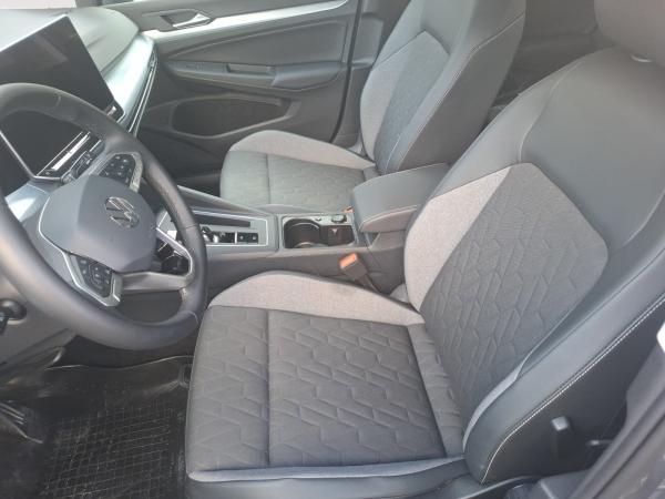 Volkswagen Golf VIII 1.5 eTSI Goal AHK RFK Navi ACC CarPlay