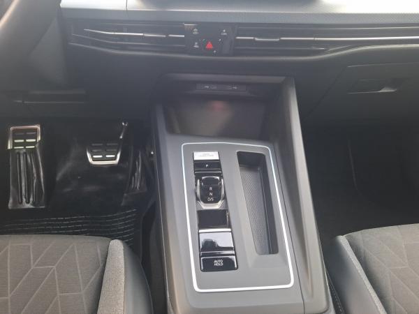 Volkswagen Golf VIII 1.5 eTSI Goal AHK RFK Navi ACC CarPlay