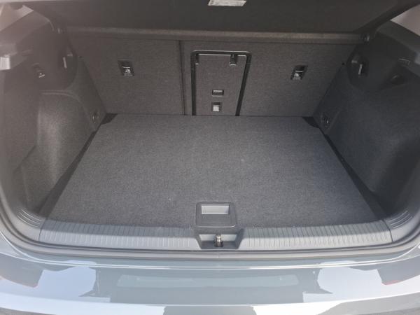 Volkswagen Golf VIII 1.5 eTSI Goal AHK RFK Navi ACC CarPlay