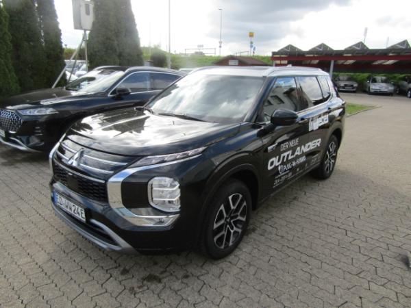 Mitsubishi Outlander Plug-in Hybrid 2.4 Top MJ 25 4WD NAVI LED SHZ ACC RFK FSE SD PDC LRHZ