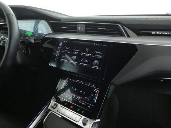 Audi Q8 e-tron Sportback 55 e-tron quattro - Advanced