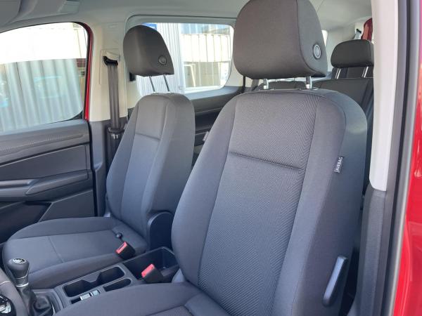 Ford Tourneo Connect Grand 115 PS Benziner Schalter * Sofort Verfügbar