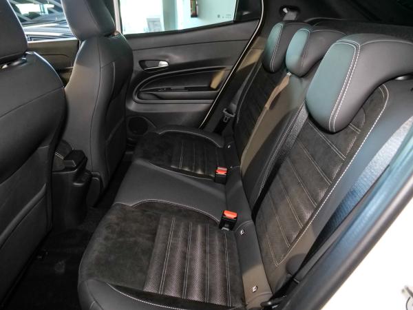 Alfa Romeo Junior 48V-Hybrid Ibrida Sport Speciale 107kW (145PS)