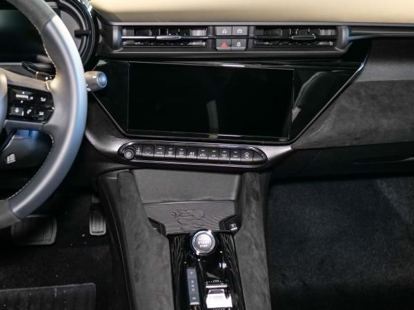 Alfa Romeo Junior 48V-Hybrid Ibrida Sport Speciale 107kW (145PS)