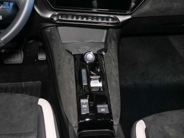 Alfa Romeo Junior 48V-Hybrid Ibrida Sport Speciale 107kW (145PS)