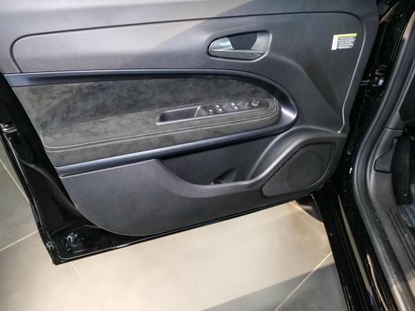 Alfa Romeo Junior 48V-Hybrid Ibrida Sport Speciale 107kW (145PS)