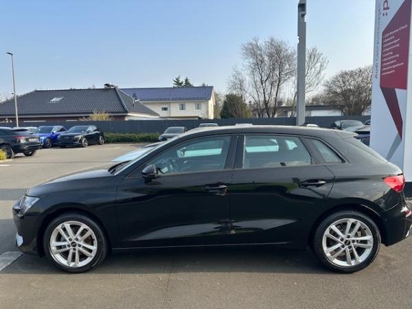 Audi A3 Sportback (8YF)